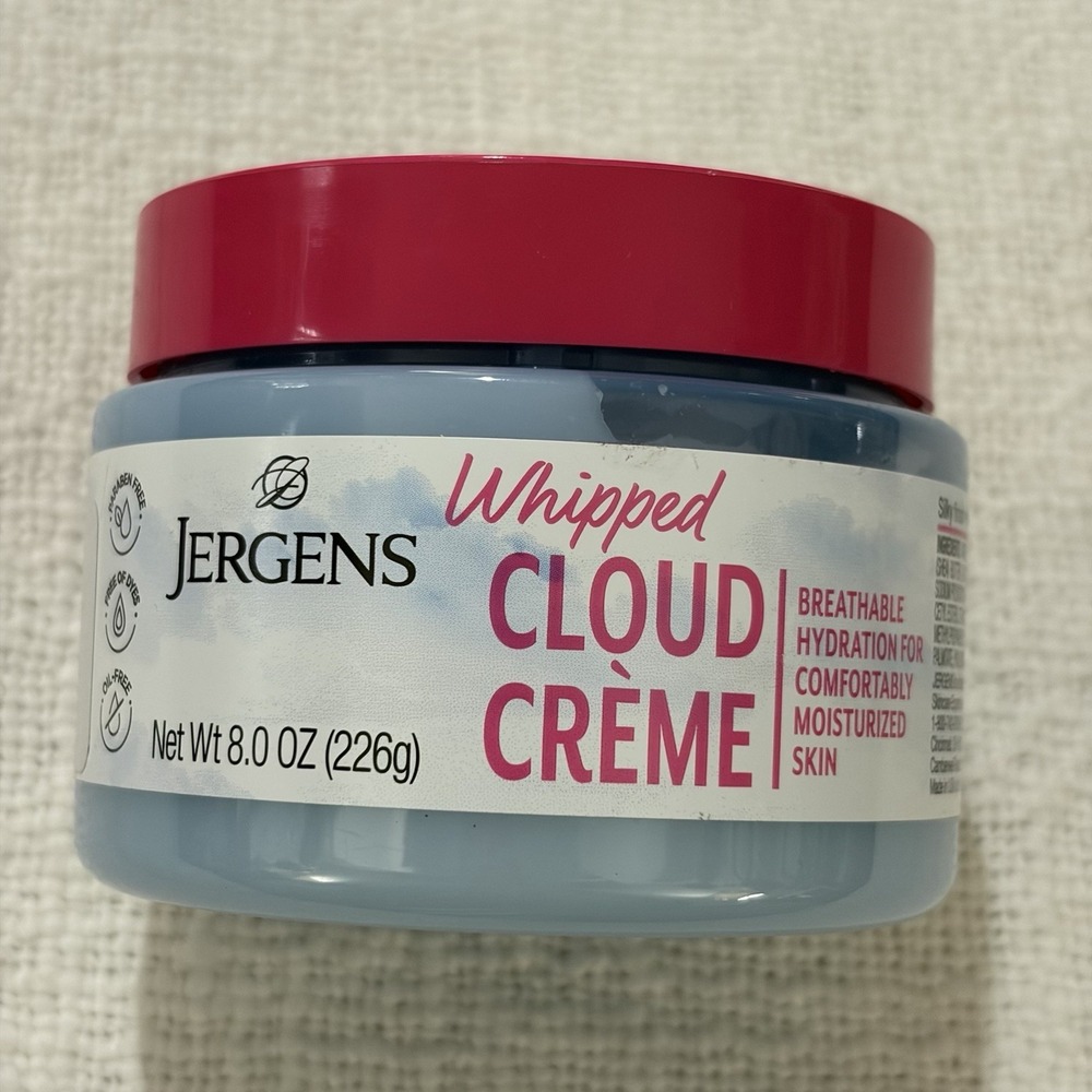 Jergens Whipped Cloud Creme Body Cream 8 oz Breathable Hydration Hyaluronic NEW